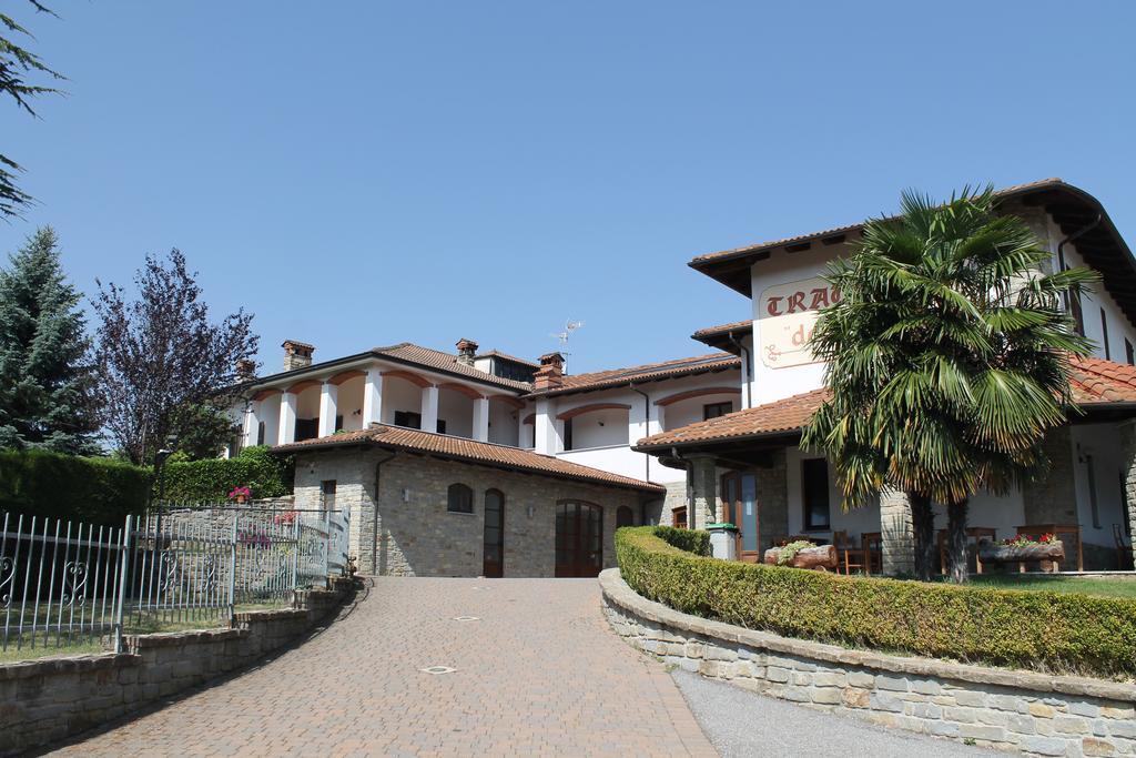 Villa Carla Castino Exterior foto